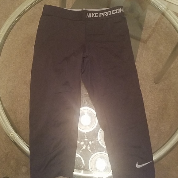 Nike Pants - Nike pro combat compression leggings